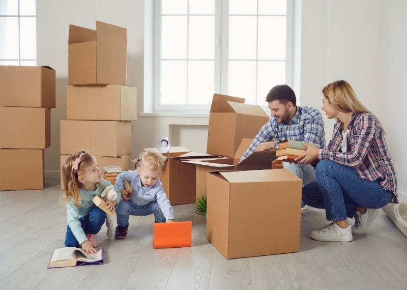Where to Buy Moving Boxes: The Top Companies and Brands